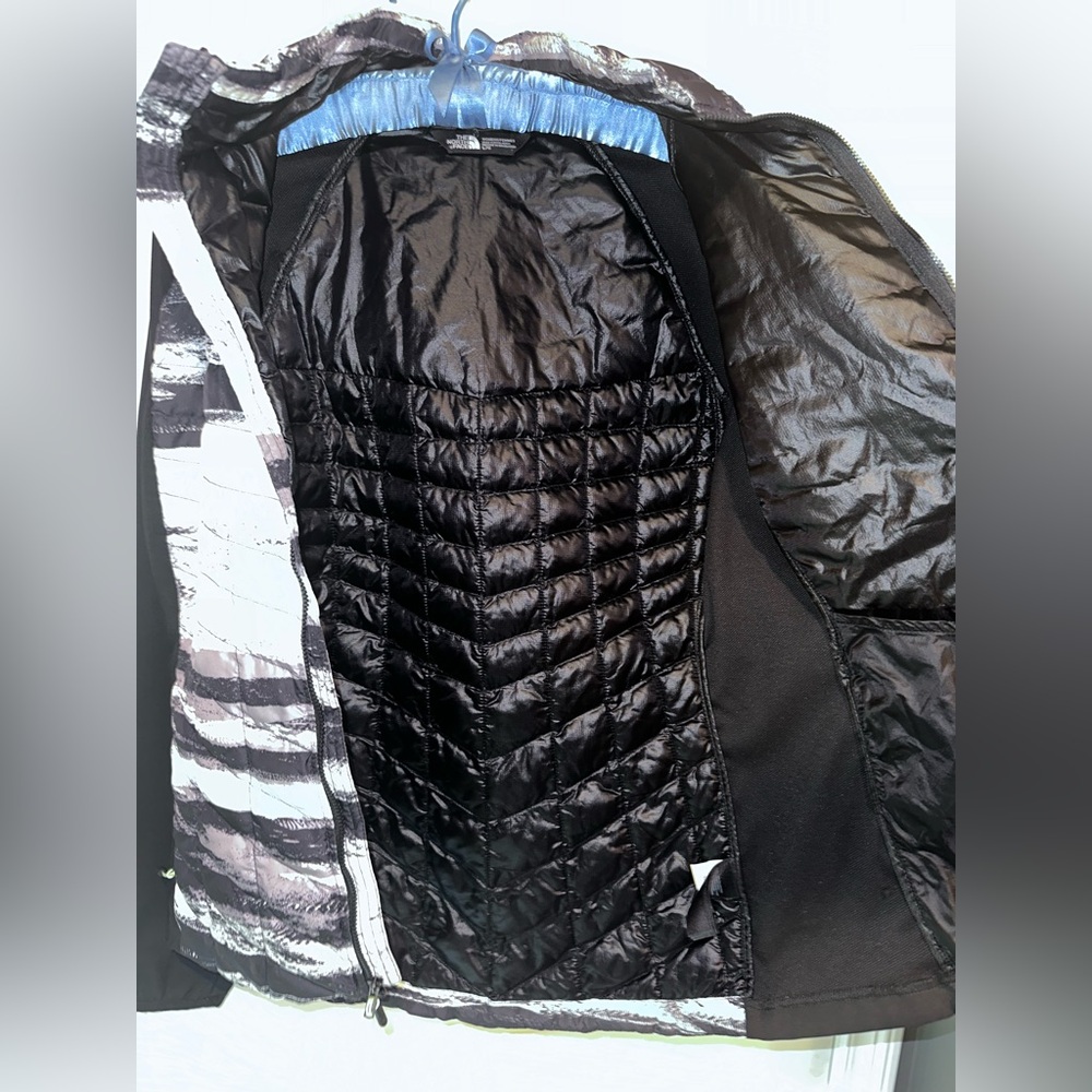 The North Face Quilted Hybrid Jacket Hooded Black Gray Insulated Full Zip - Picture 4 of 14